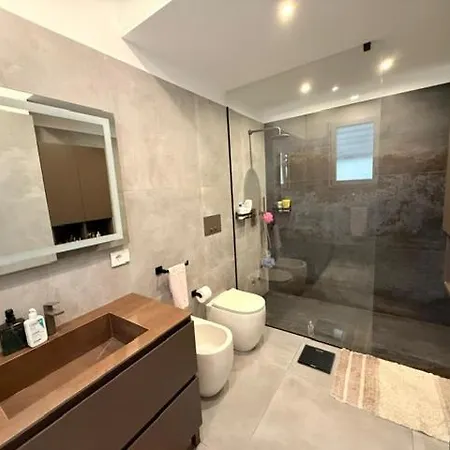 Ginevra 빌라 오트란토